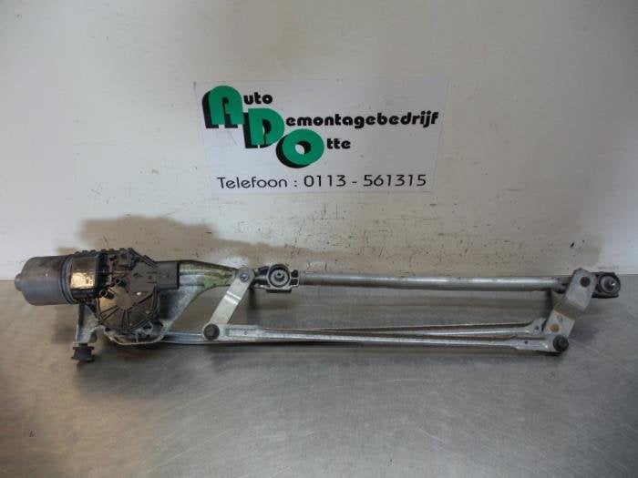 Moteur + mécanique essuie-glace d'un Ford Focus (Focus 04-), -, 3 mois de garantie, -, -