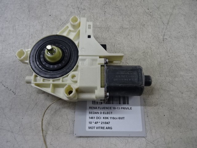 MOTEUR LEVE VITRE ELECTRIQUE ARRIÈRE GAUCHE Fluence (LZ), Utilisé, Arrière, Renault