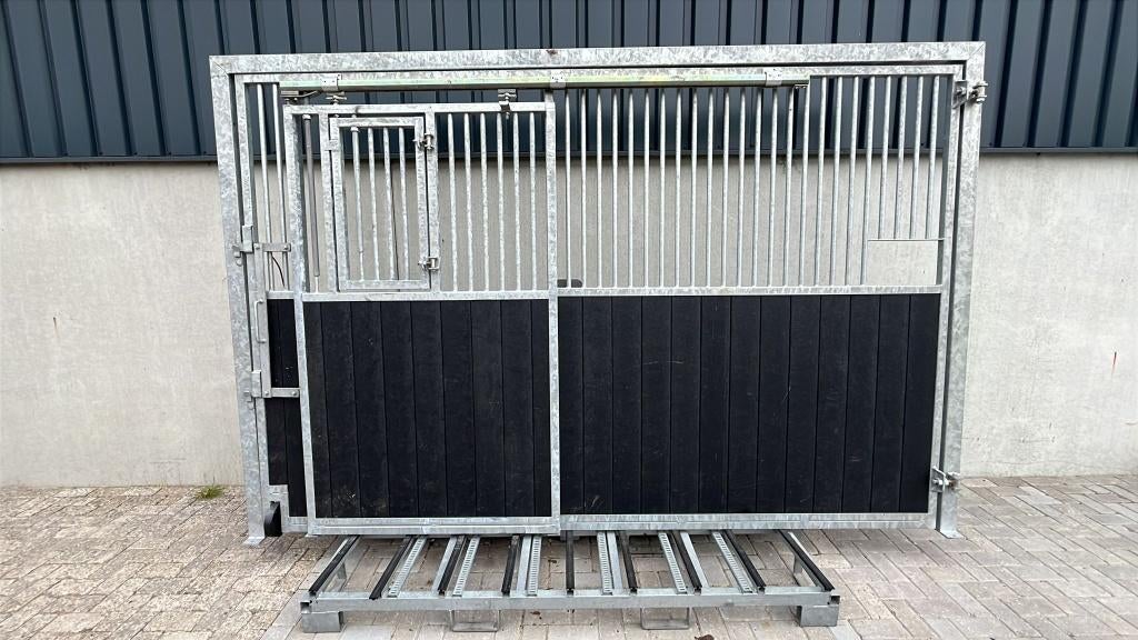 Voorwand Draaibaar | 7 stuks | 3500 x 2300 mm. | B-keuze, Pâturage, 4 chevaux ou poneys ou plus