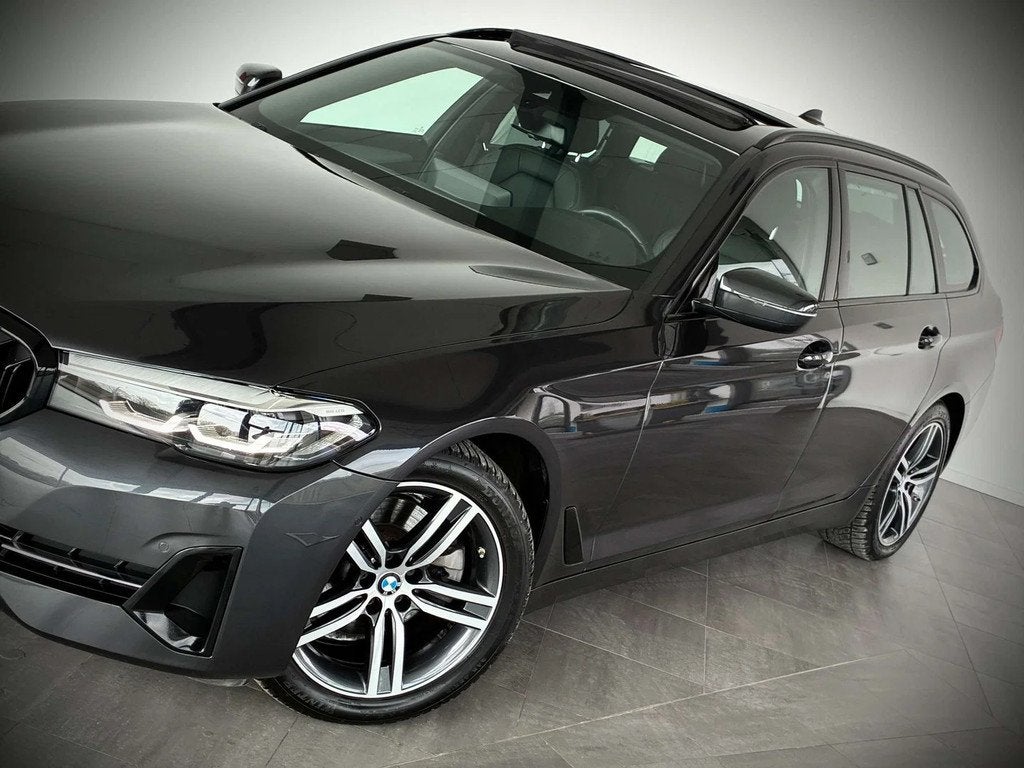 BMW 5 Serie 520 iA Touring SPORT-1ERPRO-COCKPIT-T.O-GPS-CAME, Automaat, 1998 cc, Gebruikt, 4 cilinders