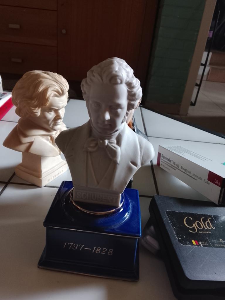 Beeldjes van Opera, Verzamelen, Ophalen, Nieuw, Religie