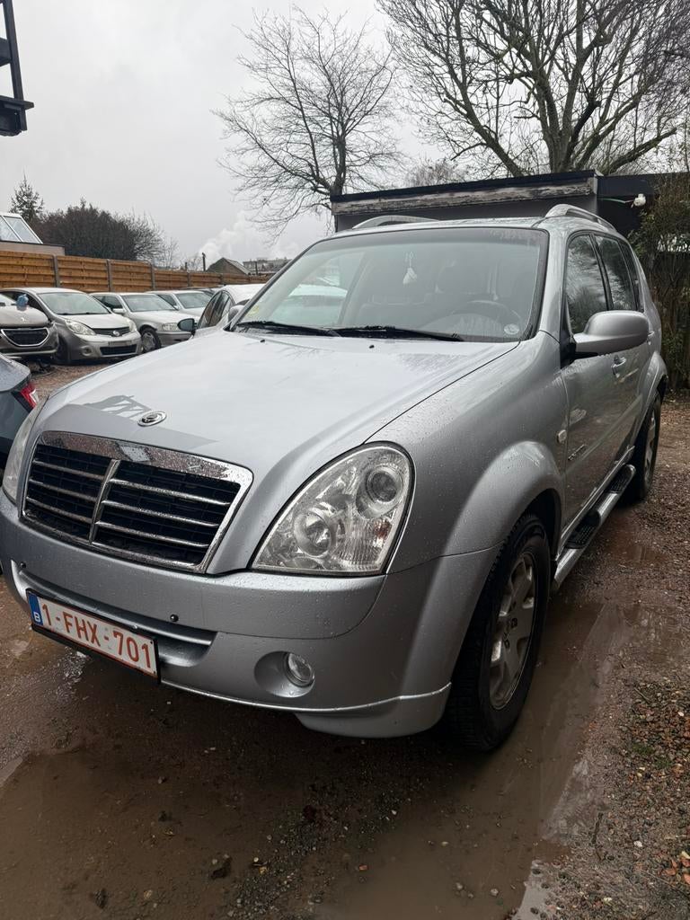 Ssangyong Rexton / diesel 2.7 / automaat / airco / export, Cuir, Achat, Automatique, https://public.car-pass.be/vhr/0193c37c-7227-49c8-8205-65b6b7d575d6
