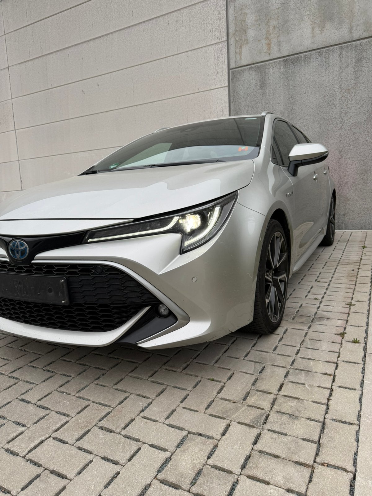 Corolla Touring Sport 2.0 Hybrid Premium Plus 1ste eig BTW, Autos, Toyota, Cuir et Alcantara, Achat, Euro 6, Automatique