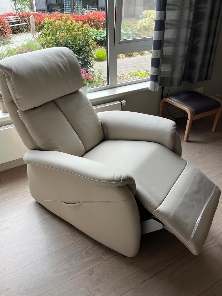Relax stoel Nieuw!, Huis en Inrichting, Stoelen, Nieuw, Eén, Leer, Overige kleuren, Ophalen