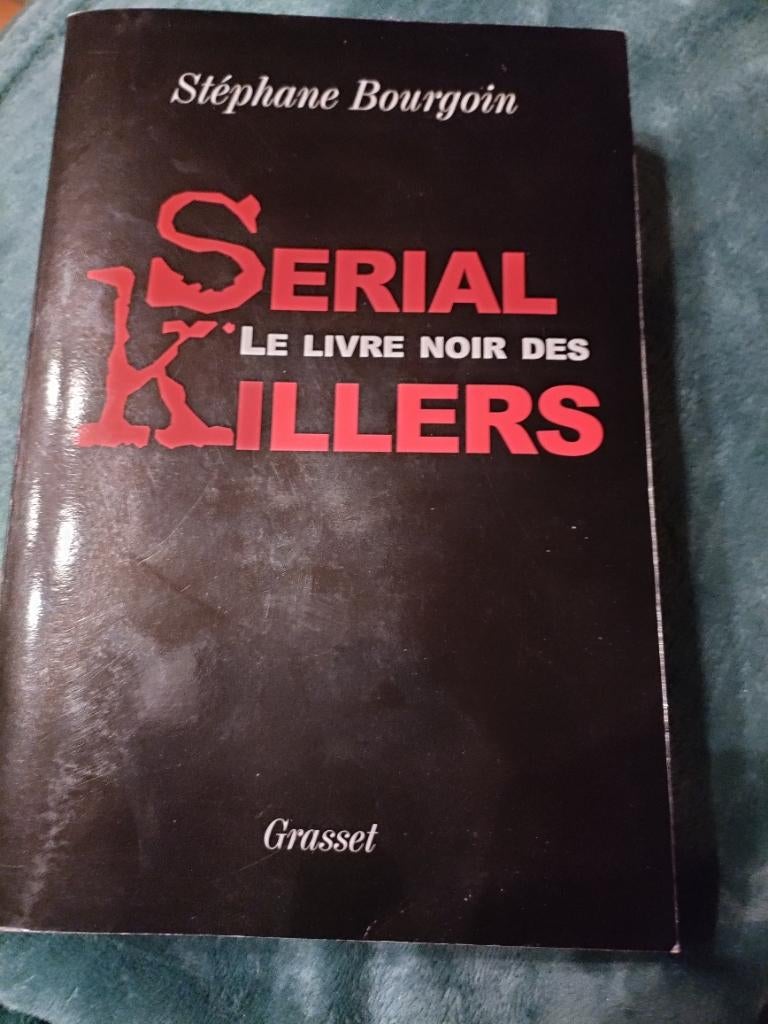 Serial Killers au choix 2,50€/P, Enlèvement, Comme neuf, Stéphane Bourgoin