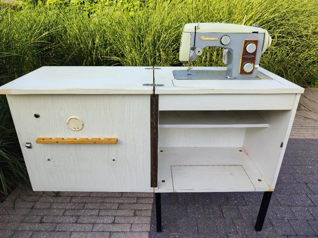 Naaimachine Naumann, incl. meubel met zijtafel + toebehoren, Ophalen, Gebruikt, Naaimachine, Overige merken