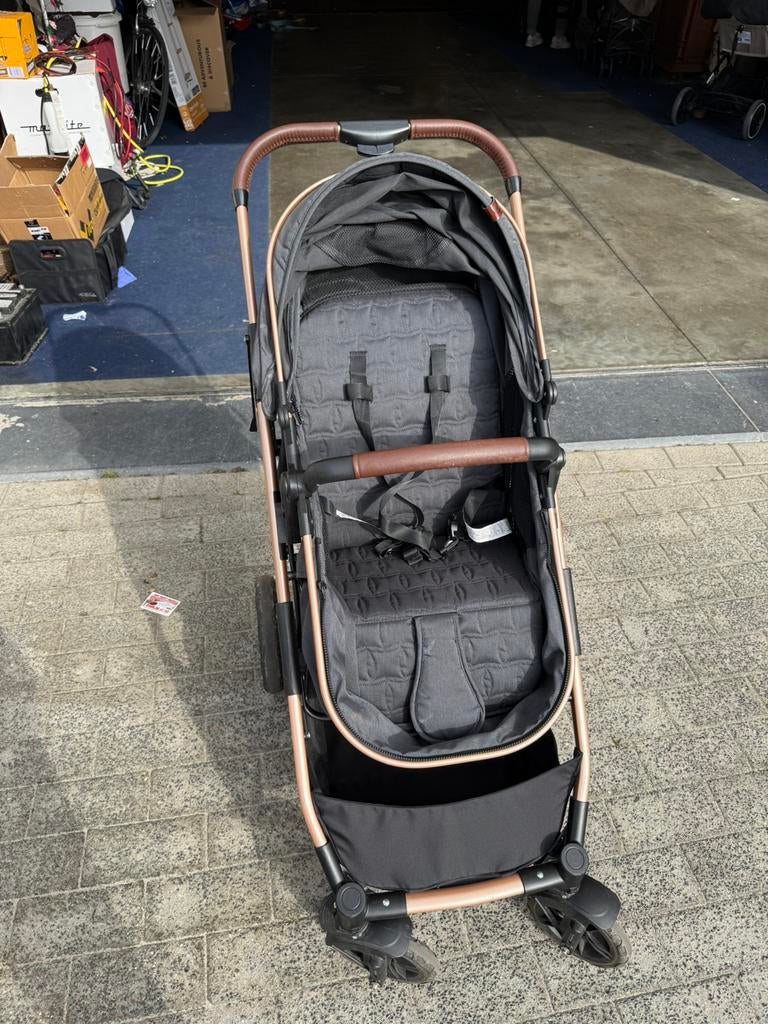 2 kinderwagens, Kinderen en Baby's, Kinderwagens en Combinaties, Ophalen, Zo goed als nieuw, Kinderwagen