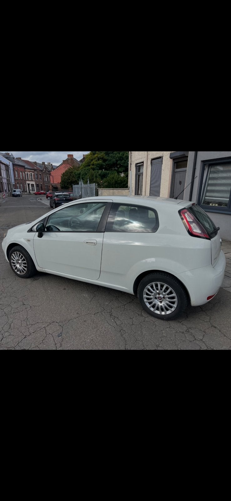 Fiat punto 1,2 essence 2012- courroie distribution changée, Rétroviseurs électriques, Euro 5, Achat, 5 places