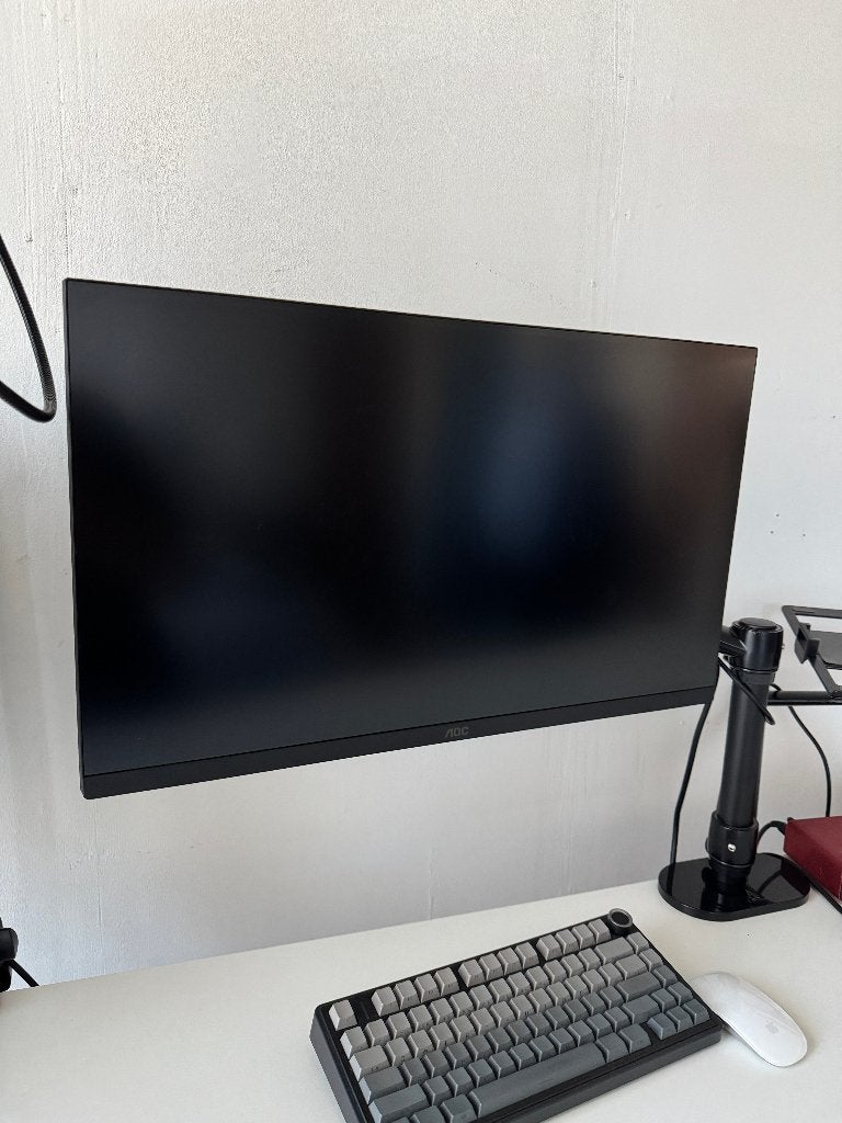 AOC U27B3AF 27 inch 4K monitor met arm en laptopplateau, Computers en Software, Ophalen, Gebruikt, IPS, Ultra HD (4K)