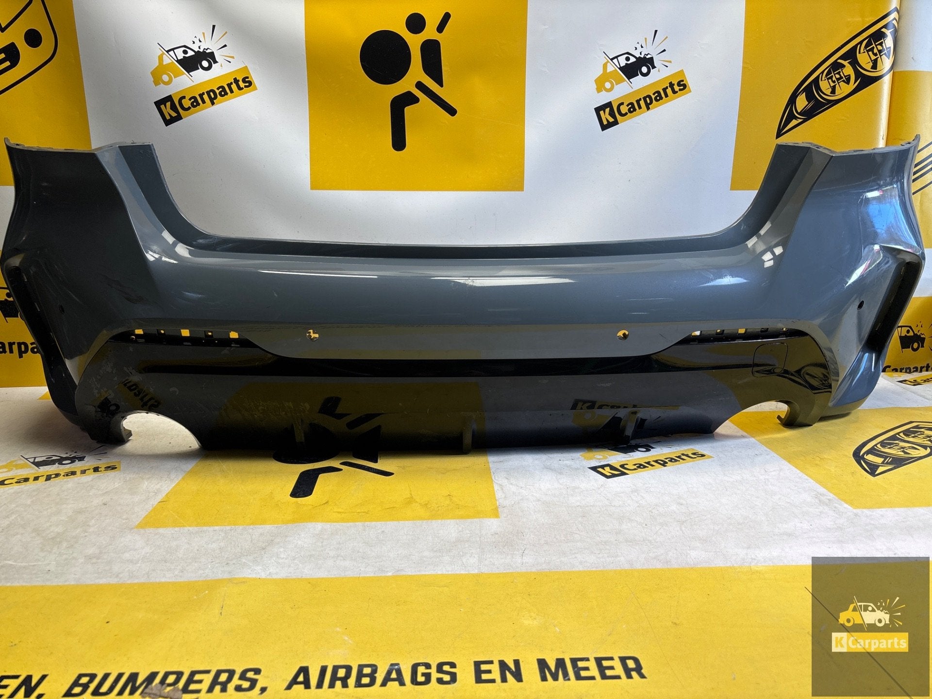 Bmw 1 serie f40 achterbumper M Pakket Bumper PDC 2018-Heden, Info@fabrikant.eu, Fabrikantstraat 1
1000 AA  Amsterdam, NL, Achter
