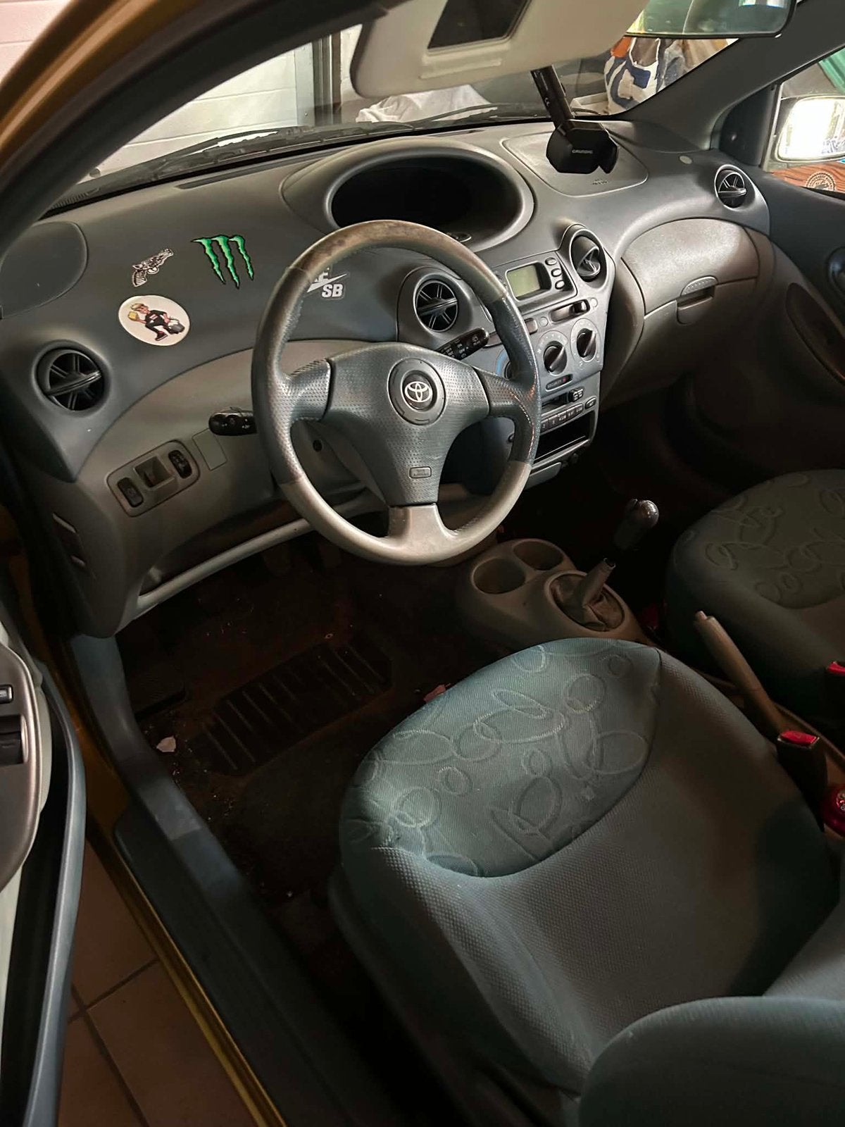 Toyota yaris 2001, Particulier, Te koop