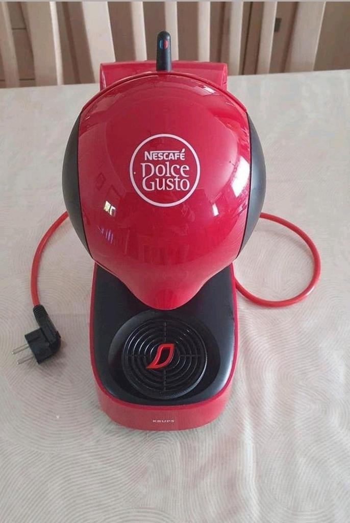 Machine a thé et café nescafé dolce gusto très bon état, Electroménager, Enlèvement