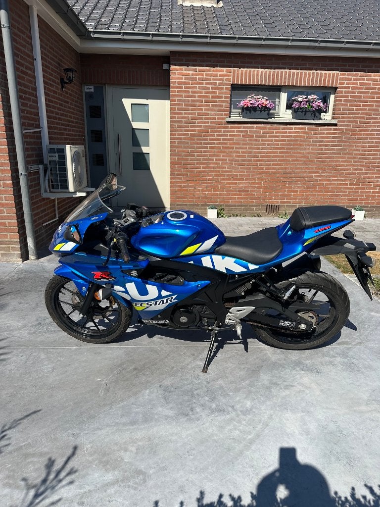 SUZUKI GSXR 125 - 1 ER PROPRIETAIRE - 05/2021 - 4900 KM, Motos, Particulier, ABS, 1 cylindre, 125 cm³