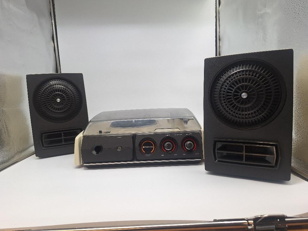 Sanyo platenspeler + luidsprekers, Autres marques, Tourne-disque, Enlèvement ou Envoi, Utilisé