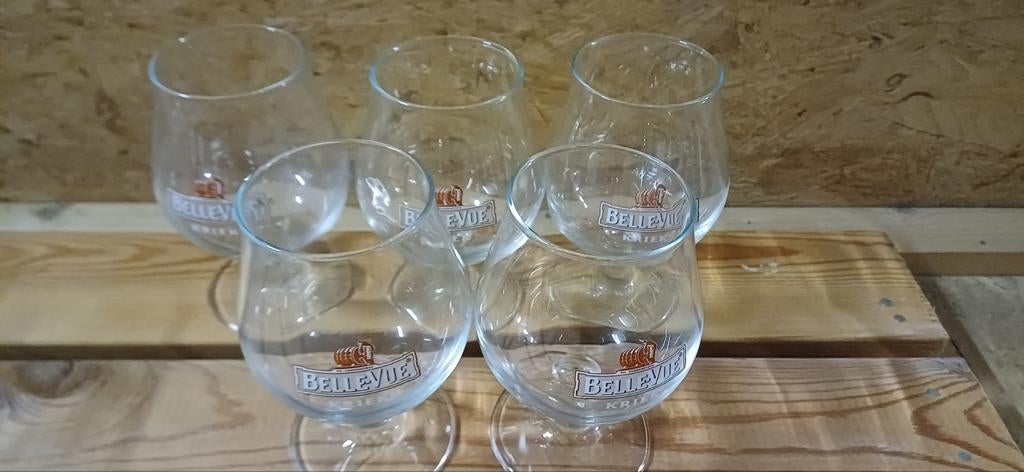 Bierglazen, Ophalen
