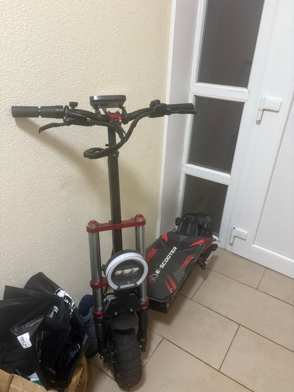 Trottinette profesionnel dernier prix pas negocier svp, Ophalen, Zo goed als nieuw