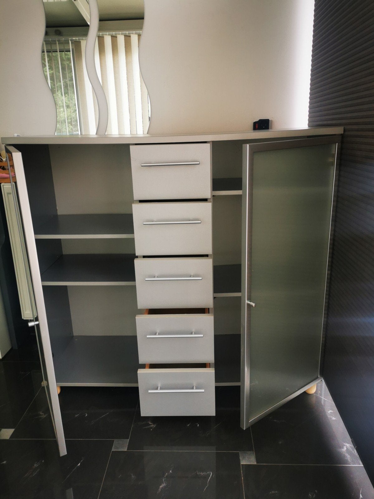 , armoire de rangement avec pour ton verre, Ophalen, Glas