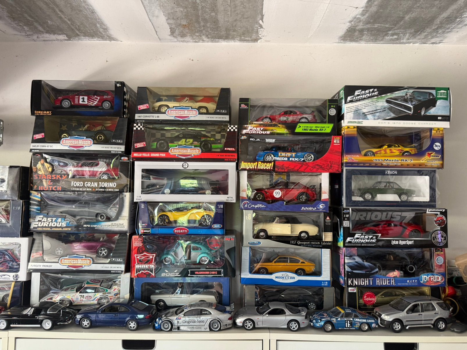 1:18 Miniatuur verzamelwagen van Modelauto, Hobby en Vrije tijd, Ophalen of Verzenden, Zo goed als nieuw, Auto, Overige merken