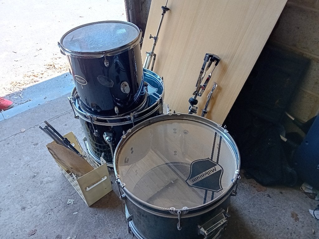 Muziektrommel plus accessoires, Muziek en Instrumenten, Ophalen of Verzenden