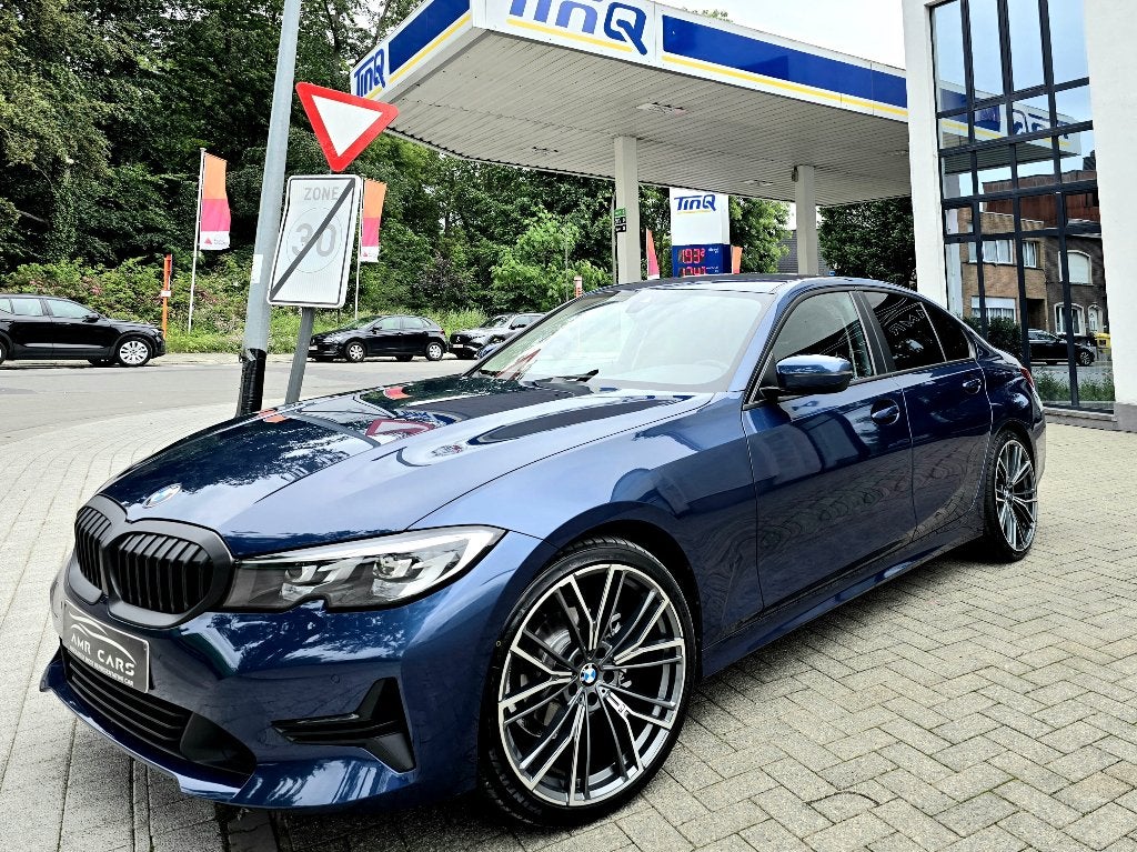 318IA Benzine-Sporseats-Camera-PrivacyGlass-LED-Virtual, Autos, Cuir, Achat, Entreprise, Garantie prolongée