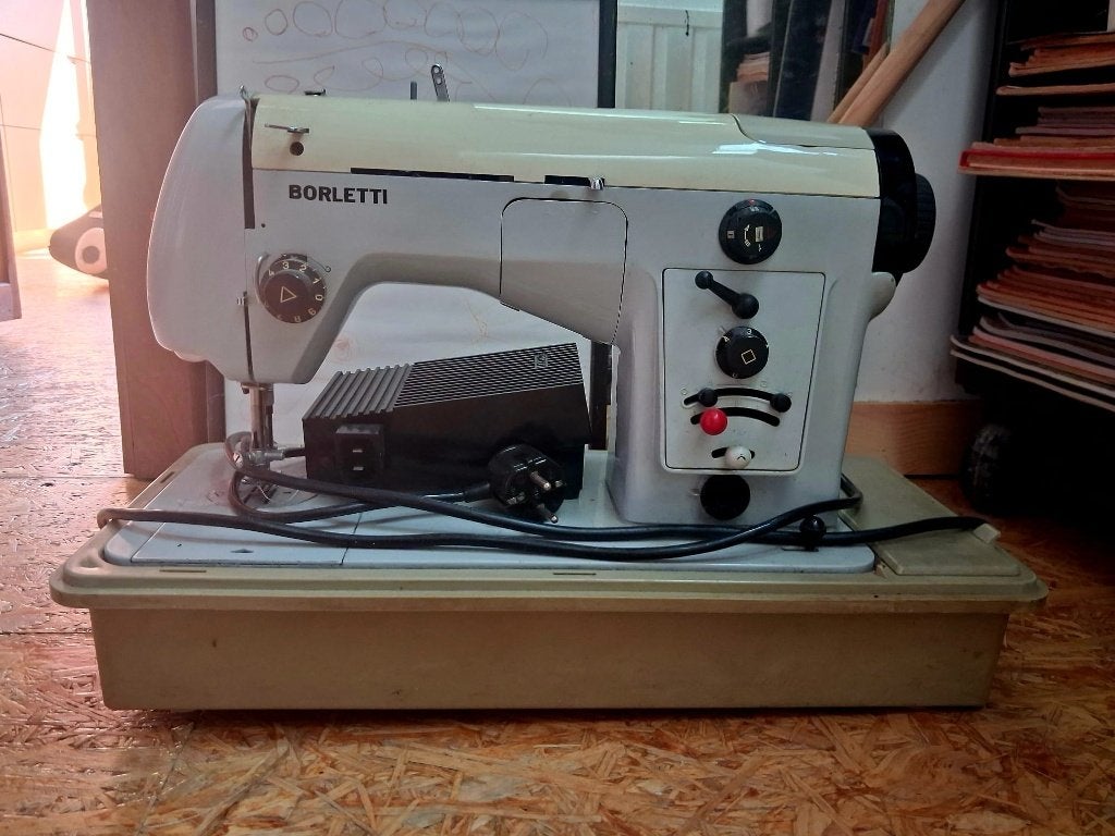 Prachtige Borletti naaimachine, Hobby & Loisirs créatifs, Enlèvement, Utilisé, Machine à coudre