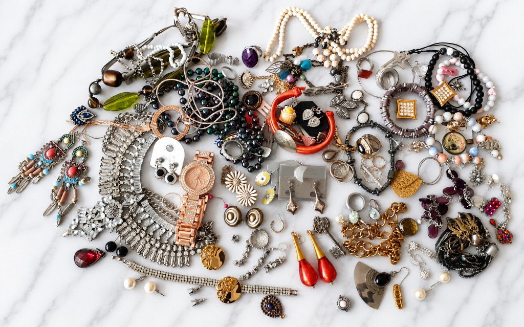 lot sieraden 6 meer dan 1 kg, Bijoux, Sacs & Beauté, Bijoux anciens, Enlèvement ou Envoi, Argent, Autres types, Doré