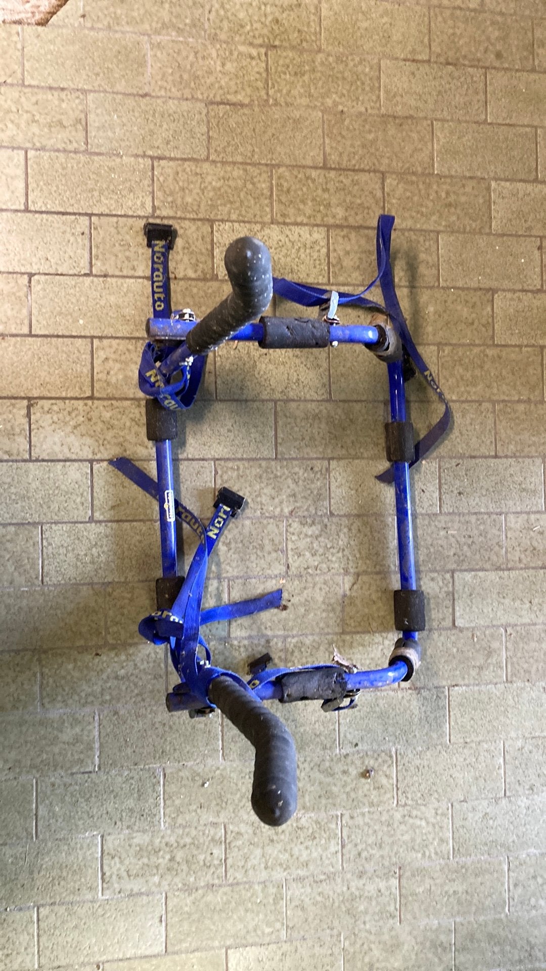 Porte vélos, Autos : Divers, Enlèvement, Utilisé, Porte-hayon, 2 vélos