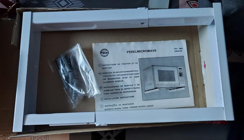 Applique murale pour micro ondes neuf, Enlèvement ou Envoi
