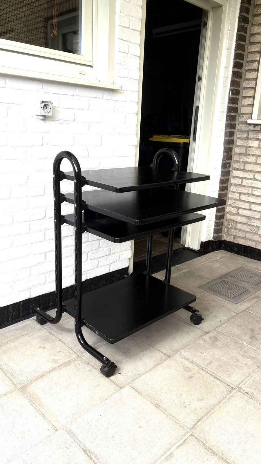 Verrijdbare computertafel zwart - compact bureau op wielen, Ophalen, Zwart, Zo goed als nieuw, Computerbureau