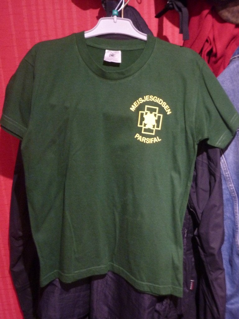 Scouts – gidsen – T-shirt, sjaaltje en kousen – ALS NIEUW, Enfants & Bébés, Enlèvement, Comme neuf, Taille 140