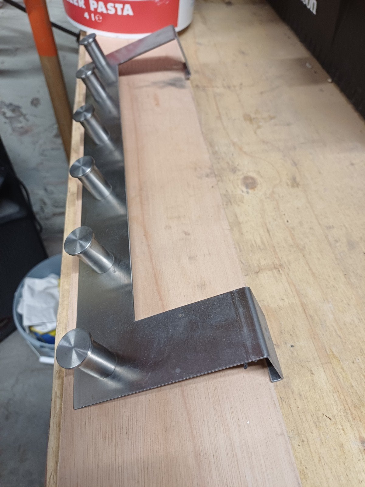 IKEA GRUNDTAL Wandkapstok met 6 haken - RVS op deur, Enlèvement, Comme neuf, Métal, Portemanteau mural