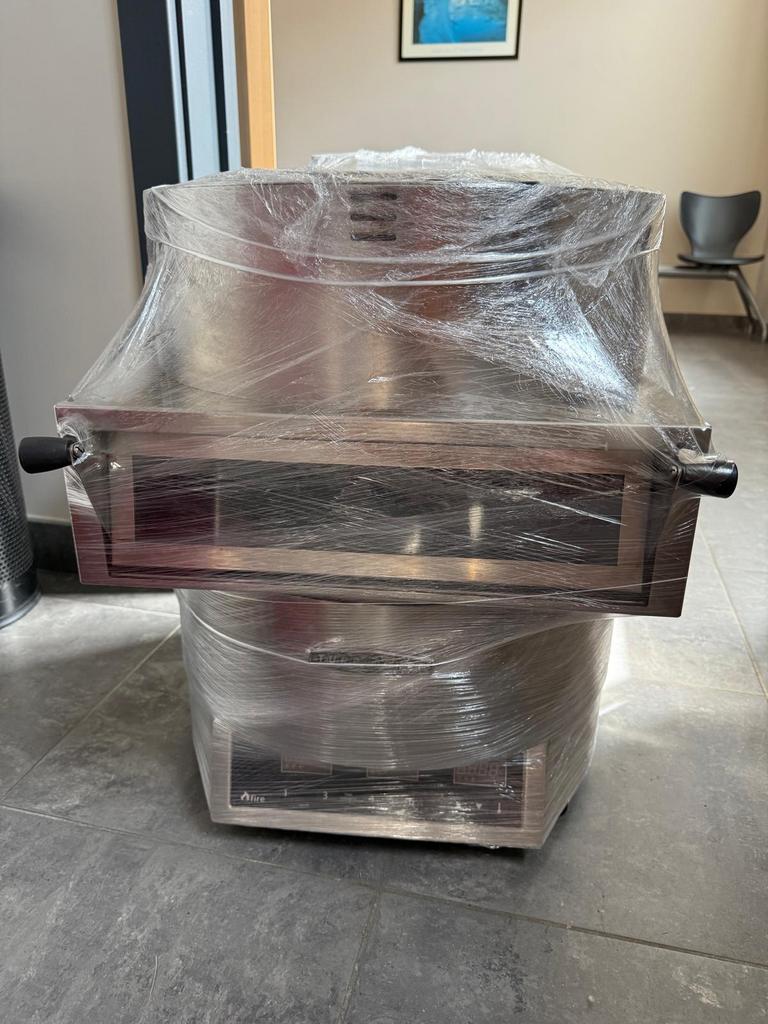 High speed pizza oven, Ophalen