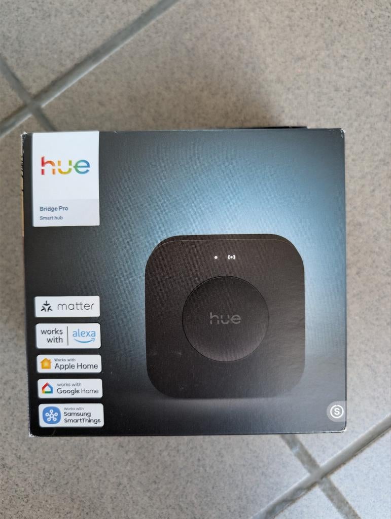 Philips hue Bridge Pro NIEUW, Ophalen of Verzenden