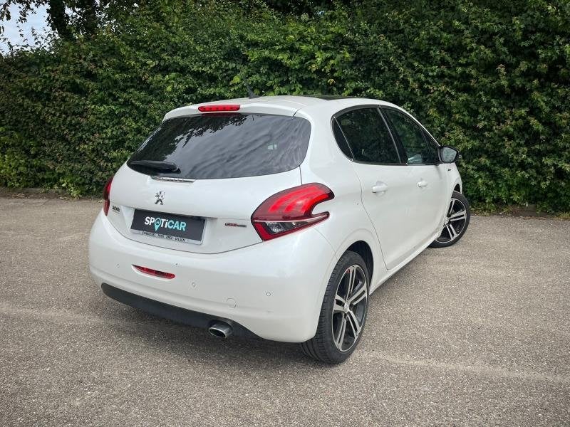 Peugeot 208 II GT Line, 1199 cc, Wit, Handgeschakeld, 5 deurs
