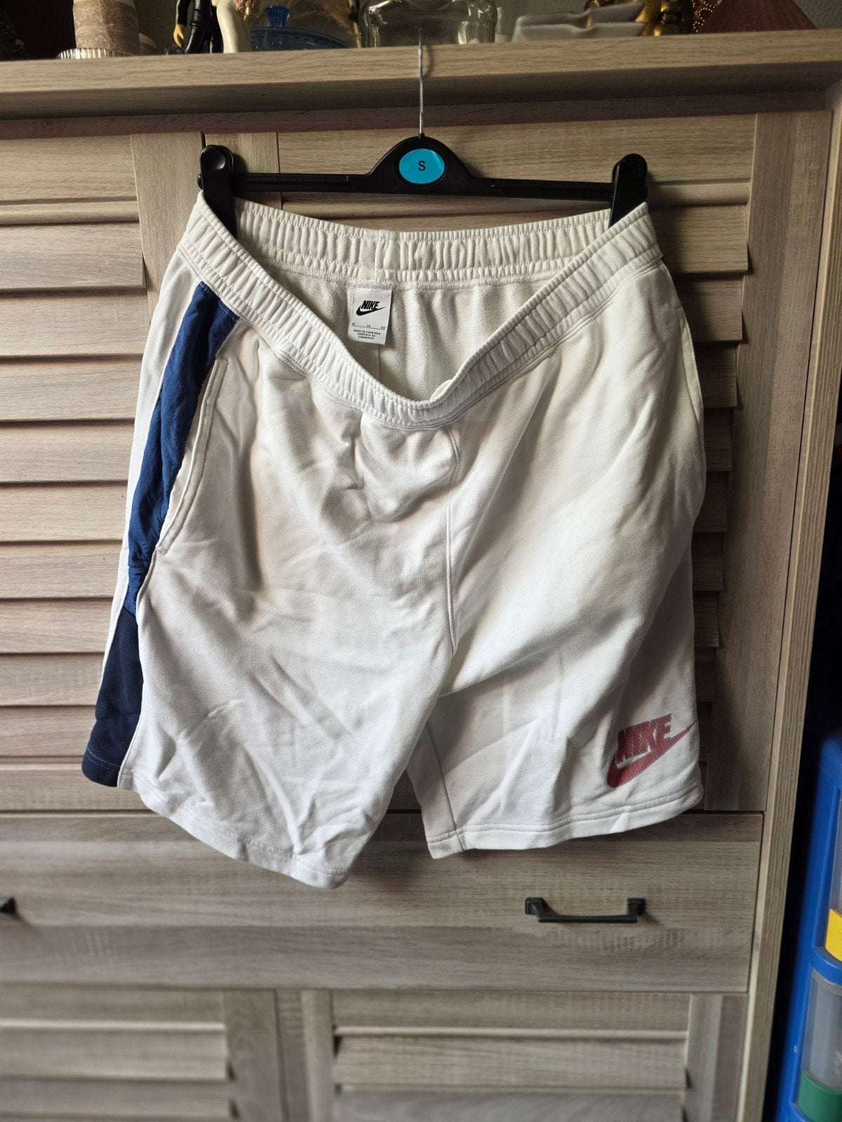 short Nike taille xl blanc, Vêtements | Femmes, Enlèvement, Porté, Bleu