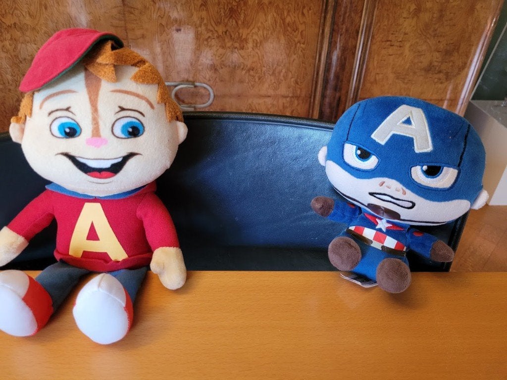 peluches Marvel Superhero, Collections, Disney, Enlèvement ou Envoi, Autres personnages, Comme neuf, Statue ou Figurine