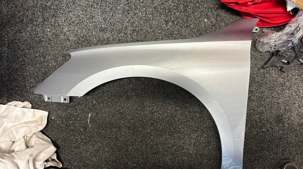 Pare-boue gauche pour panneau latéral Audi a3 8Y, Enlèvement, Avant, Audi, Garde-boue
