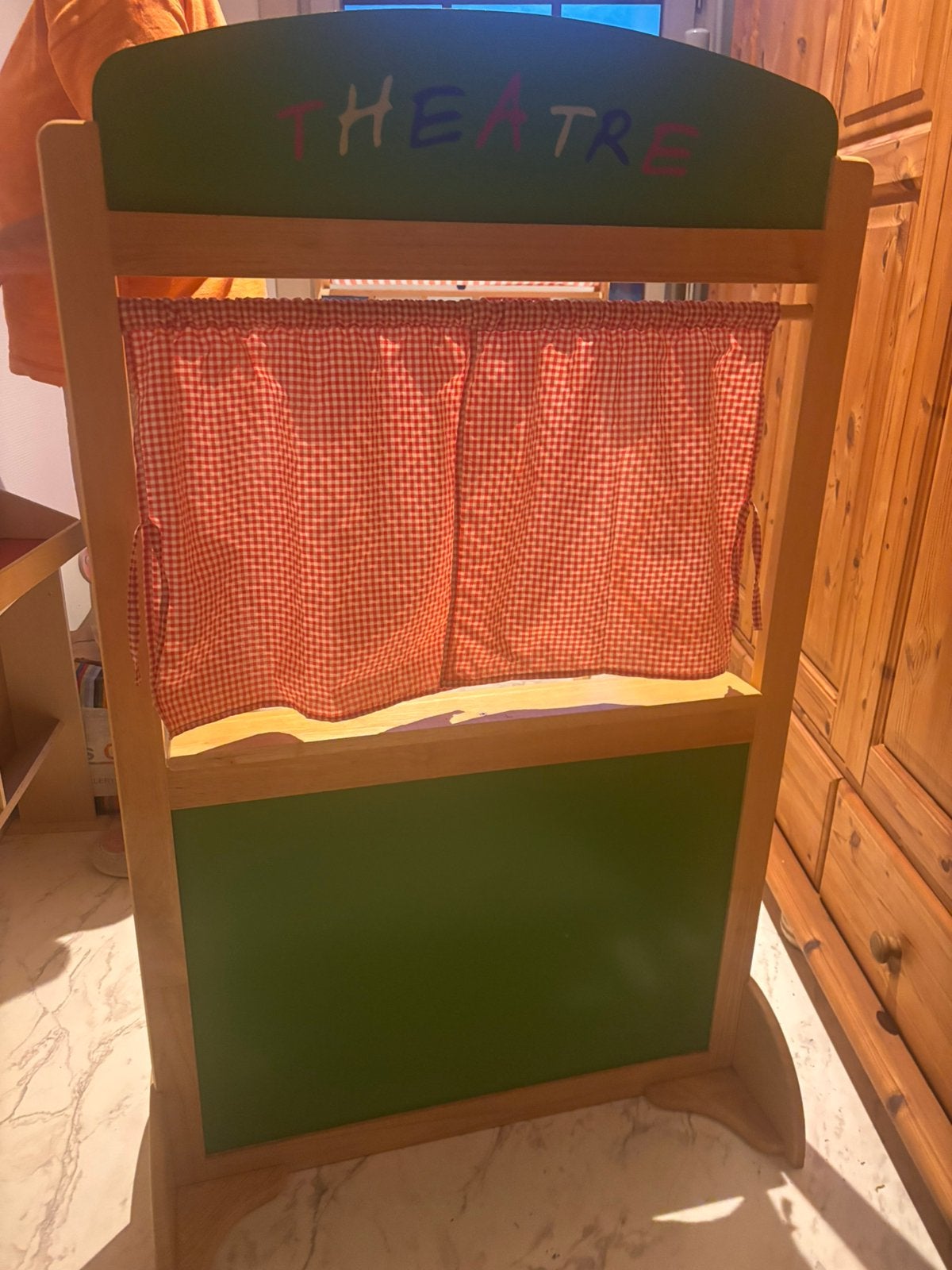 Poppenkast met poppen, Kinderen en Baby's, Ophalen, Zo goed als nieuw