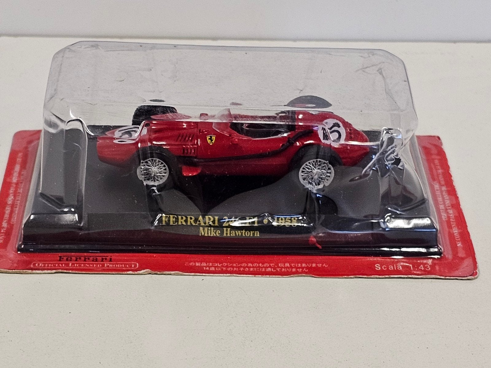 FERRARI 246 F11958 Mike Hawthorn
Mike Hawthorn, Enlèvement ou Envoi