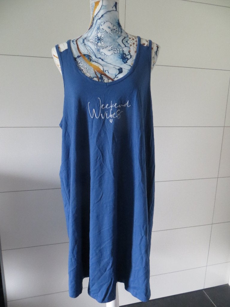 Blauw, mouwloos nachtkleed "Weekend Vibes" - Bel & Bo - 2XL, Vêtements | Femmes, Bel en Bo, Enlèvement ou Envoi, Comme neuf, Taille 46/48 (XL) ou plus grande