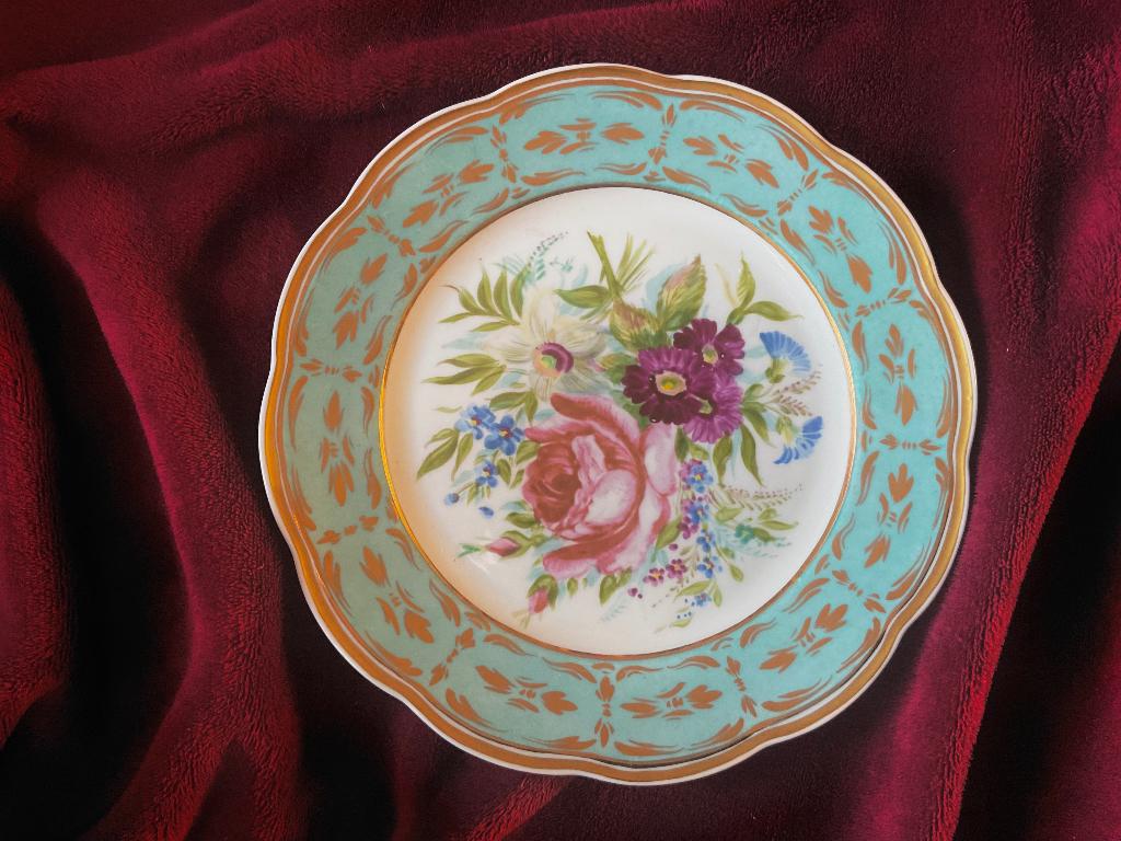 Assiette en porcelaine de Paris, Enlèvement