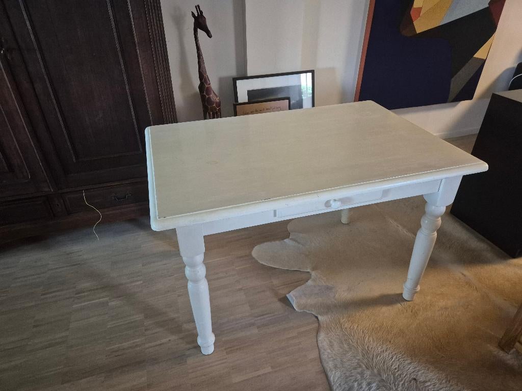 GRATIS: charmant tafeltje, Huis en Inrichting, Ophalen, Gebruikt, 100 tot 150 cm, 50 tot 100 cm