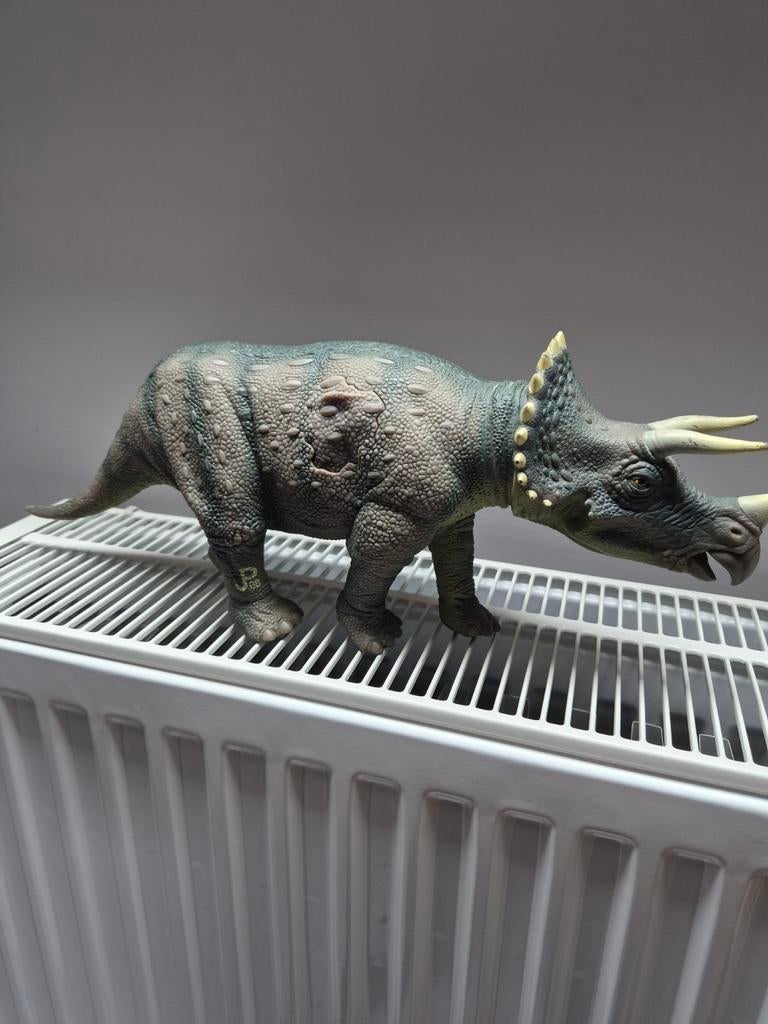 Jurassic Park 1993 Kenner Triceratops, Dieren en Toebehoren