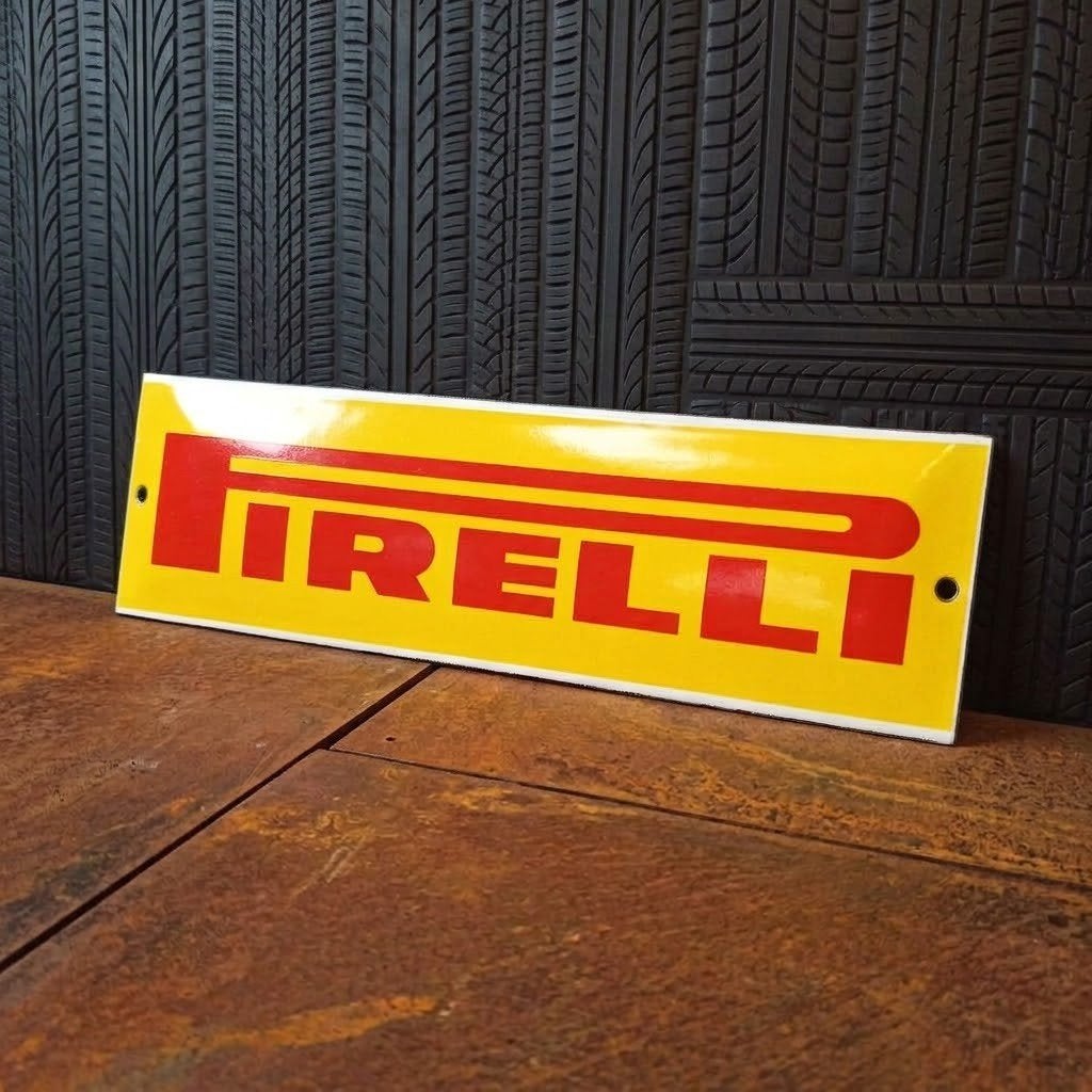 Emaille Reclamebord PIRELLI Garage Dealer F1 Ferrari Plaque, Verzenden, Gebruikt, Reclamebord