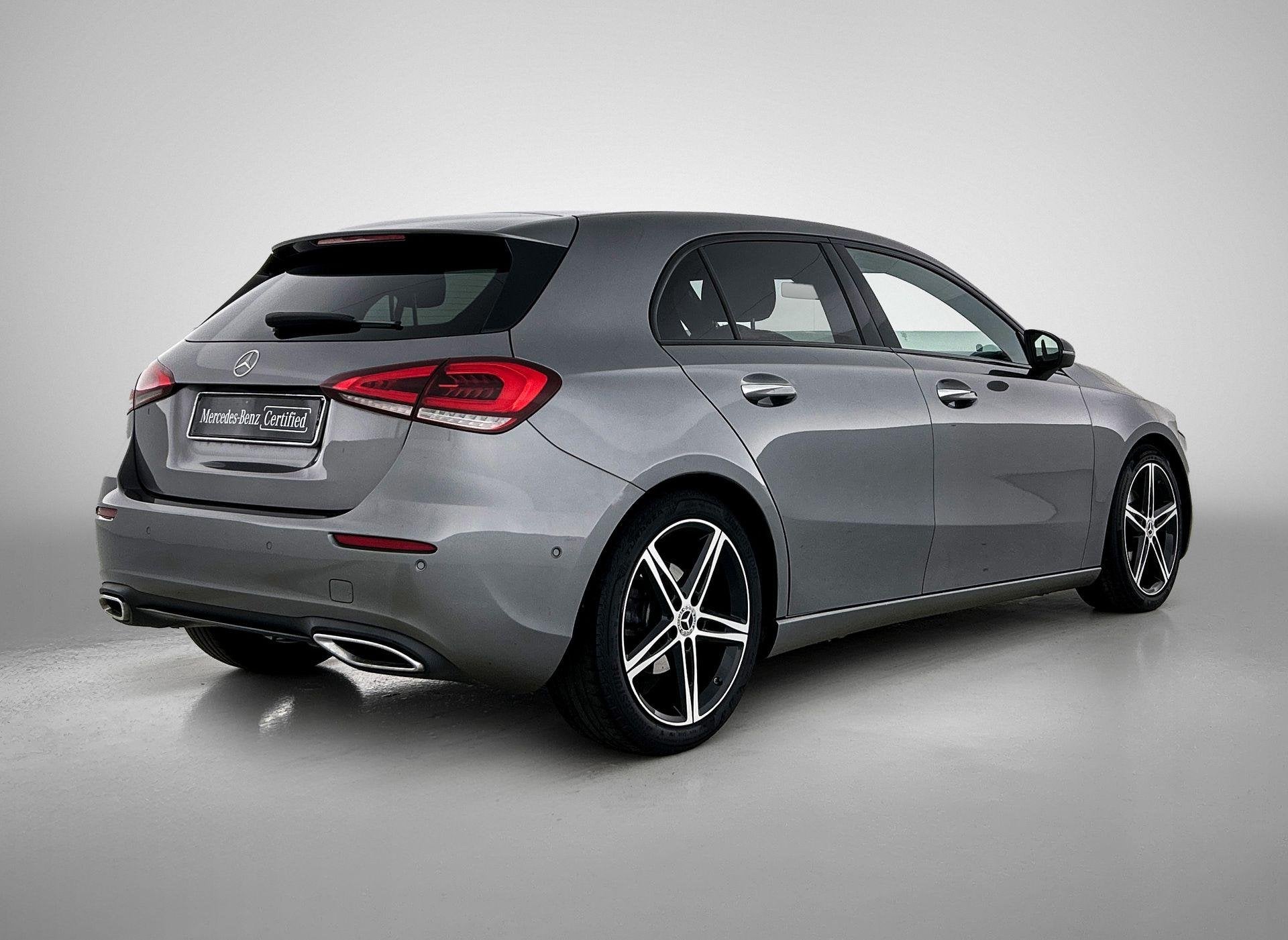 Mercedes-Benz A-klasse 180 D Hatchback Luxury Line | Night P, Auto's, Gebruikt, Euro 6, 4 cilinders, 116 pk