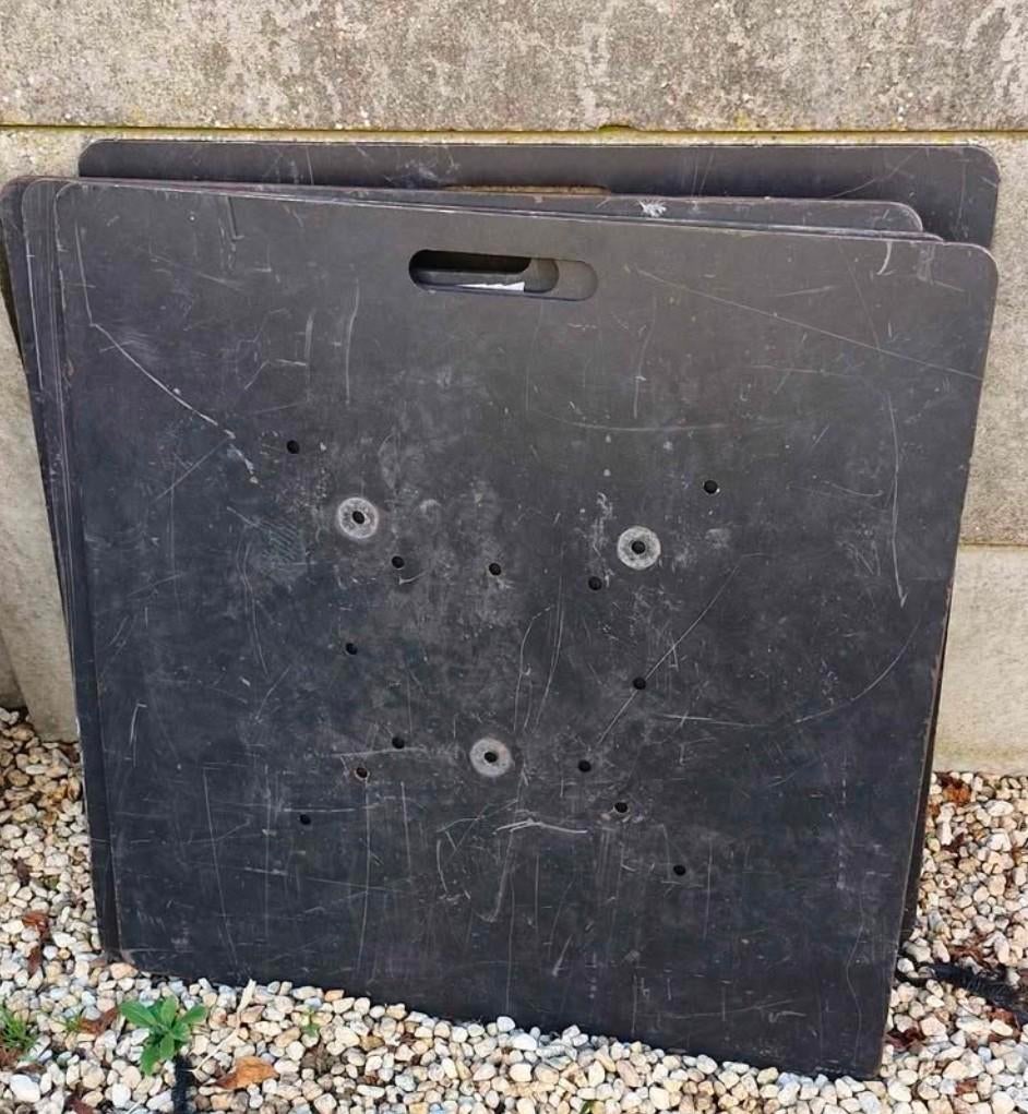 Trusplaat 4 stuks  prijs per stuk, Ophalen