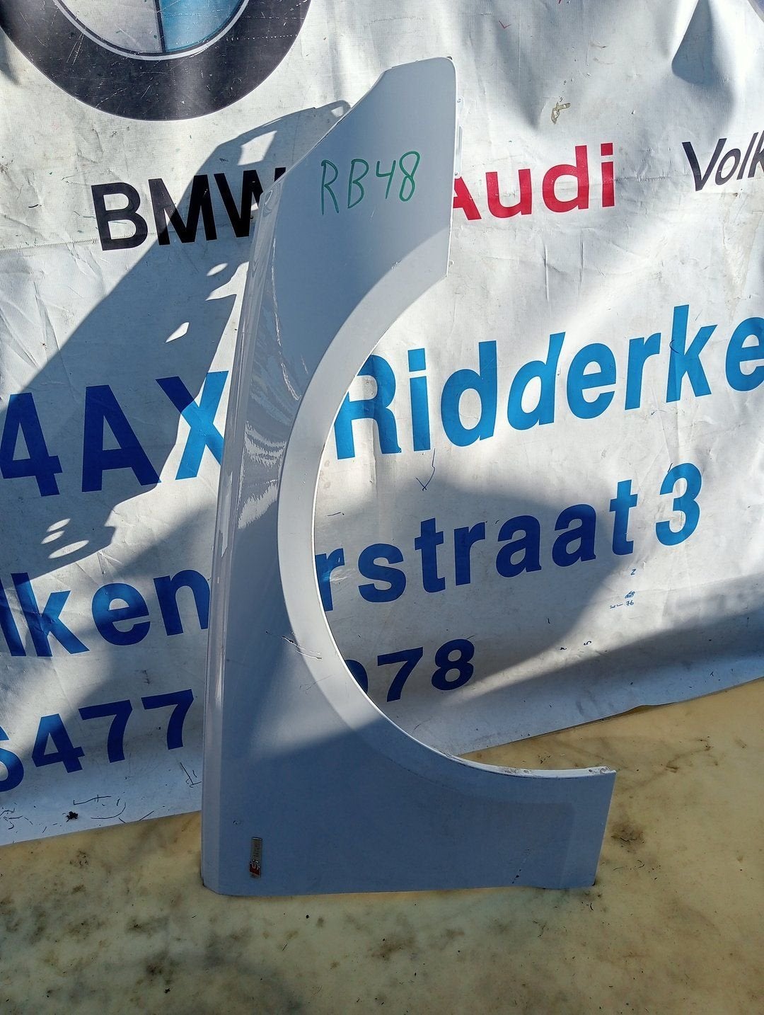 Audi A4 8W B9 facelift voorscherm spatbord 8W0821092 Rechts, Garde-boue, Utilisé, -, Gauche