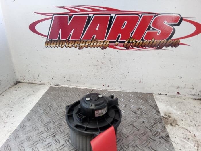 Moteur de ventilation chauffage d'un Toyota Corolla Verso, -, -, 3 mois de garantie, Toyota