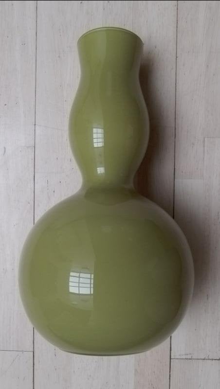 olijfgroene glazen vaas, Ophalen