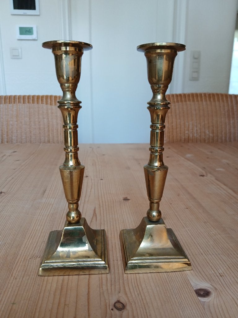 Kandelaars, Enlèvement, Cuivre ou Bronze